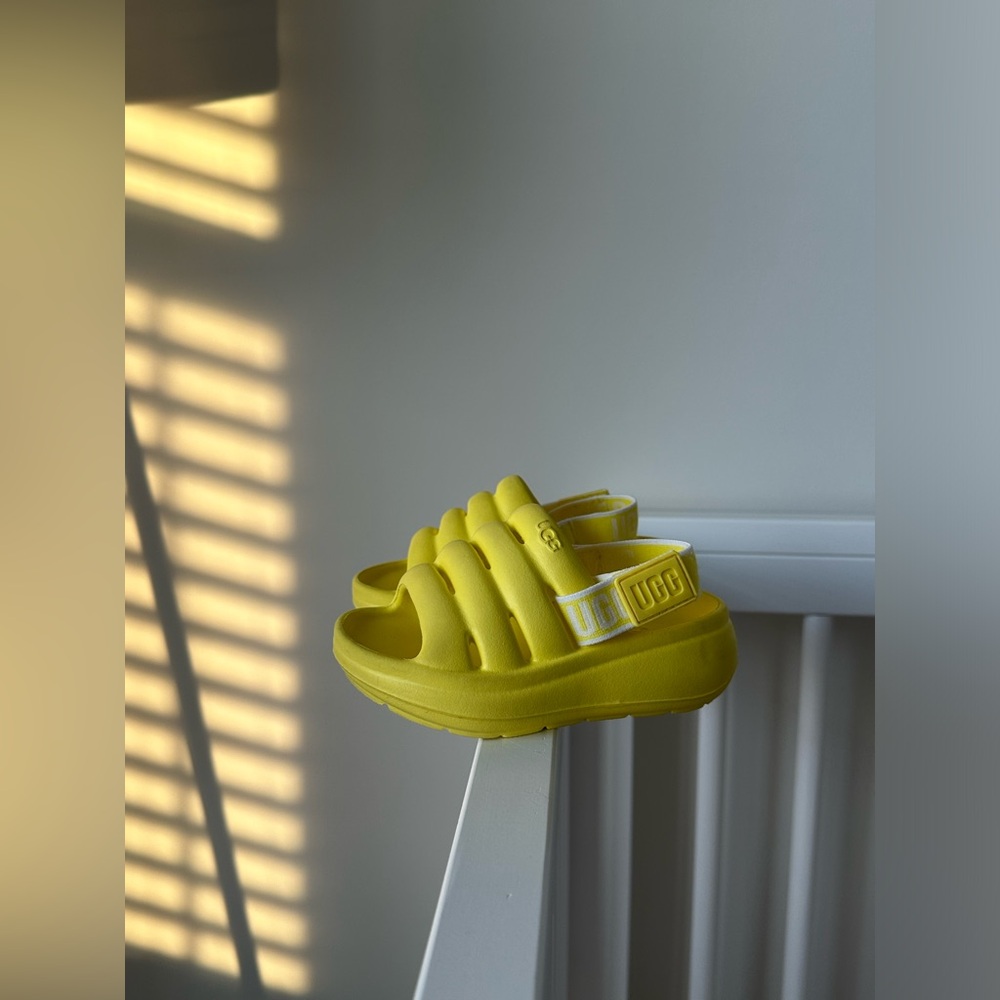 UGG Kids Sandals